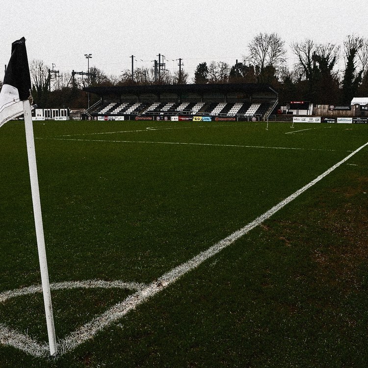 Maidenhead United imagem da equipe